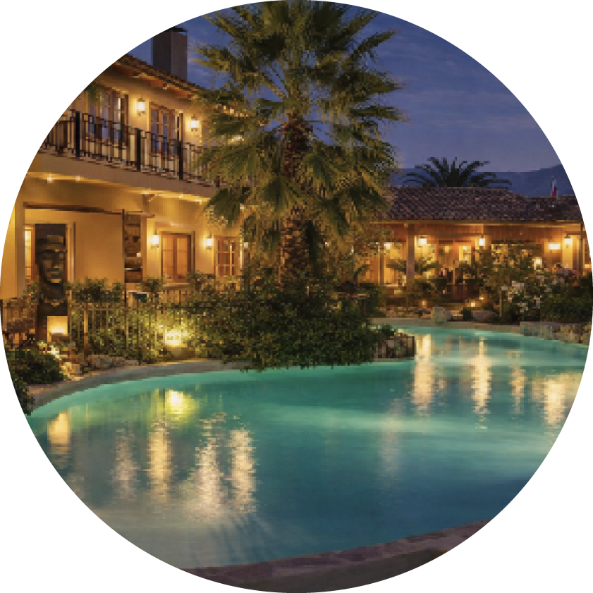 Piscina y jardines del Hotel Santa Cruz Plaza